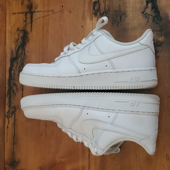 All White Nike Air Force 1’s Mens Sneakers, Men's Shoes - Size 9.5 - Picture 7 of 12